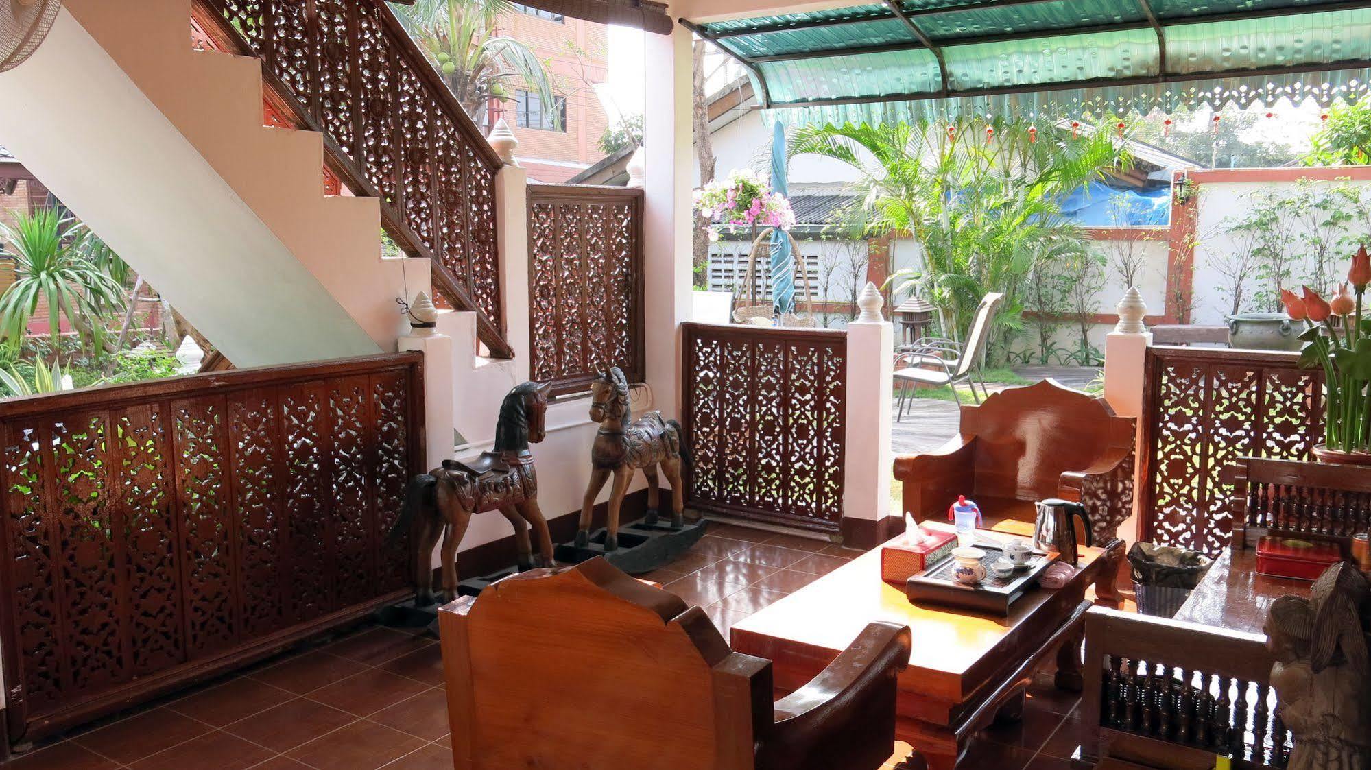 Grand Lanna Hotel Chiang Mai Exterior photo